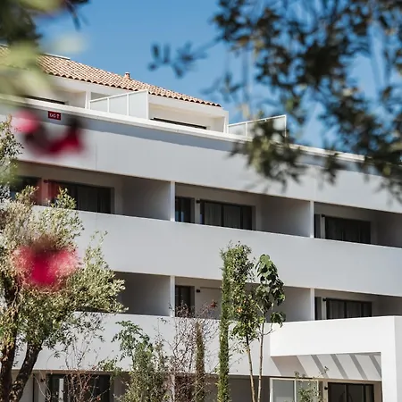 Hotel Le Set & 4*